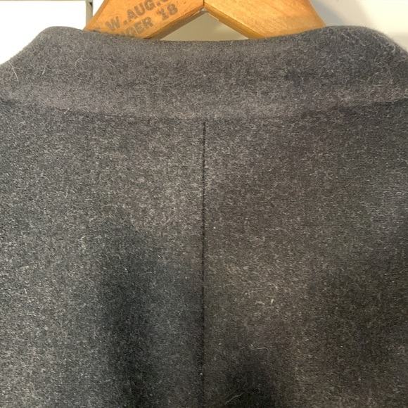 Gap (L) - Picture 12 of 16